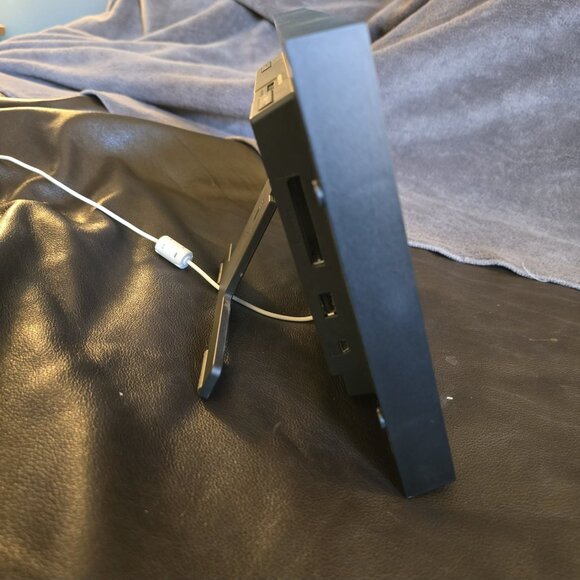 KODAK EasyShare M820 Digital Frame (working great) - Picture 6 of 10